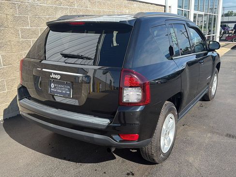 Used 2015 Jeep Compass Sport w/ Power Value Group FWD image 3