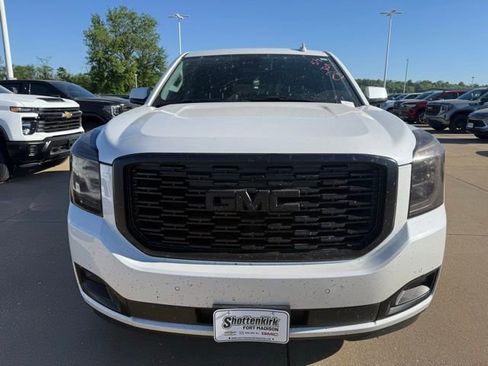 Used 2020 GMC Yukon XL Denali AWD/4WD image 8