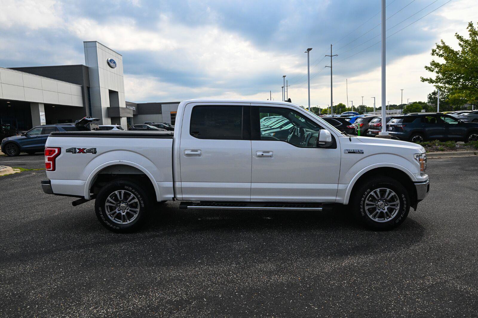 Used 2019 Ford F150 Lariat w/ Trailer Tow Package AWD/4WD image 3