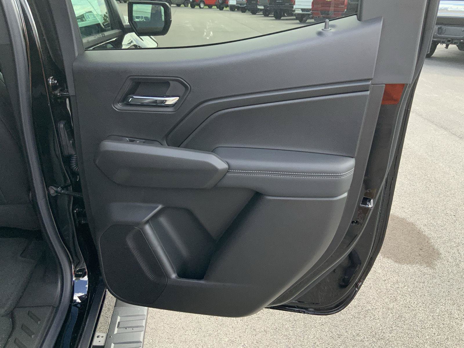 New 2026 Chevrolet Colorado LT w/ LT Convenience Package RWD image 51