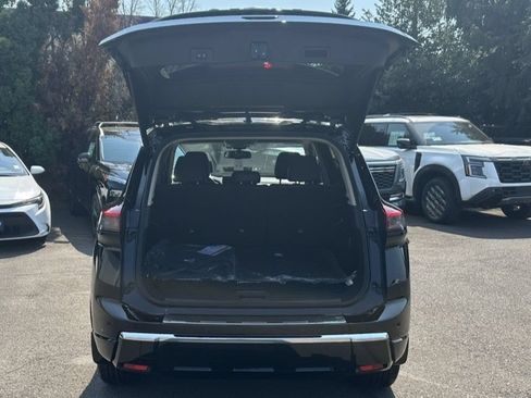 New 2026 Nissan Rogue Platinum w/ Platinum Premium Package AWD/4WD image 9