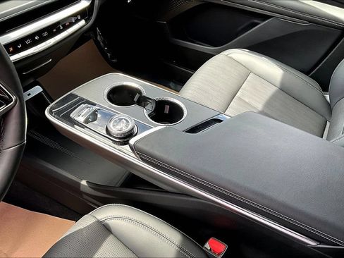 Certified 2024 Cadillac Lyriq Luxury AWD/4WD image 18