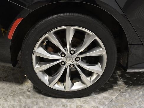 Used 2015 Chrysler 200 S w/ Comfort Group image 34