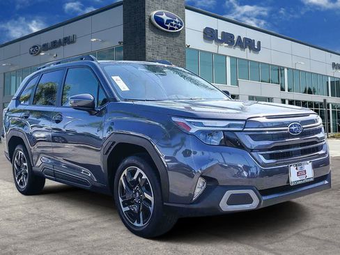 Certified 2025 Subaru Forester Limited image 3