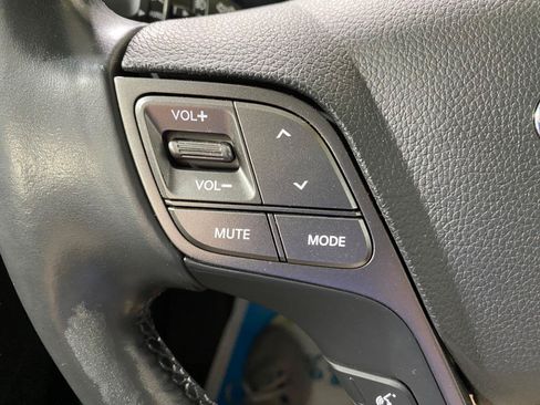 Used 2018 Hyundai Santa Fe AWD w/ SE Ultimate Tech Package 03 image 22