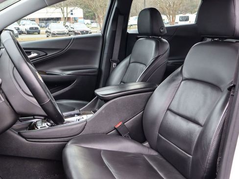 Used 2024 Chevrolet Malibu LT image 10