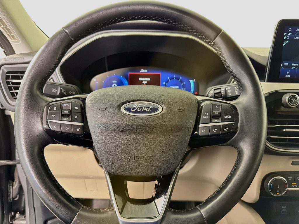 Used 2022 Ford Escape SEL w/ Technology Package FWD image 15