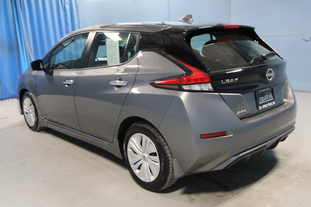Used 2025 Nissan Leaf S FWD image 26