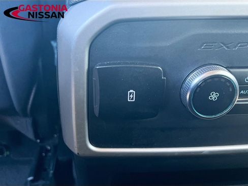 Used 2024 Ford Expedition Max XLT image 33