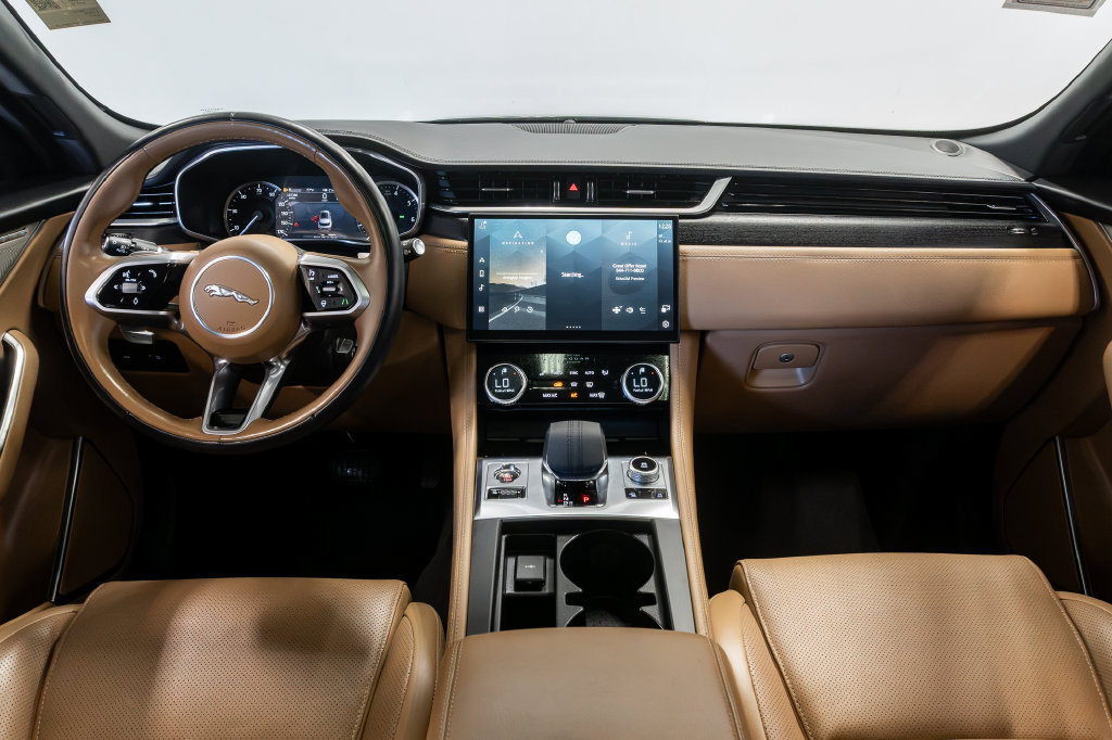 Used 2023 Jaguar F-PACE S AWD/4WD image 27