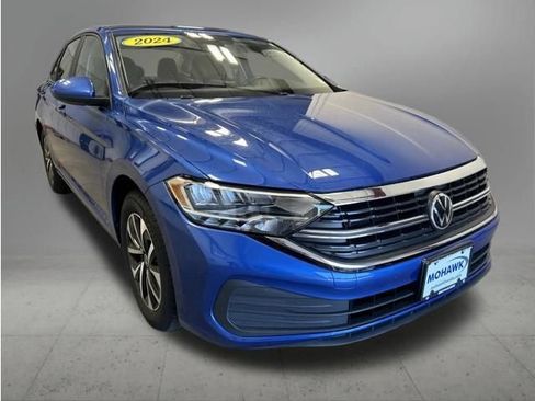 Used 2024 Volkswagen Jetta S FWD image 8