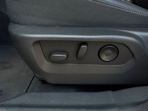 Used 2024 Buick Envision Preferred AWD/4WD image 11