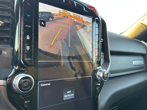 Used 2023 RAM 1500 Big Horn image 23