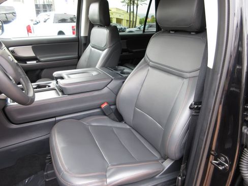 Certified 2025 Ford Expedition Max Active AWD/4WD image 11