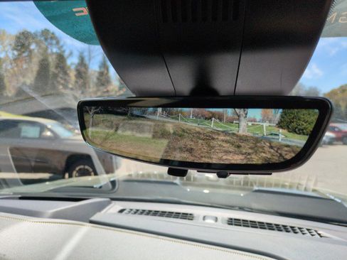 Used 2025 Chevrolet Silverado 1500 ZR2 w/ Technology Package image 26