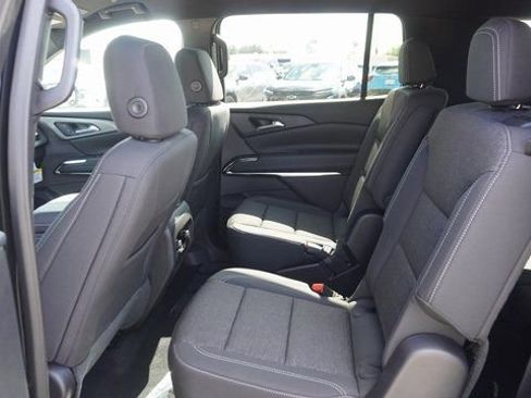 New 2026 Chevrolet Traverse LT image 24