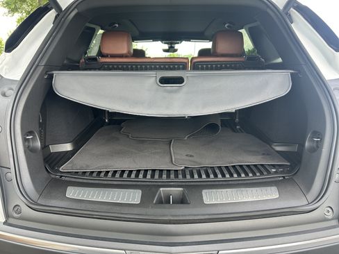 Used 2025 Cadillac XT5 Premium Luxury w/ Technology Package FWD image 30
