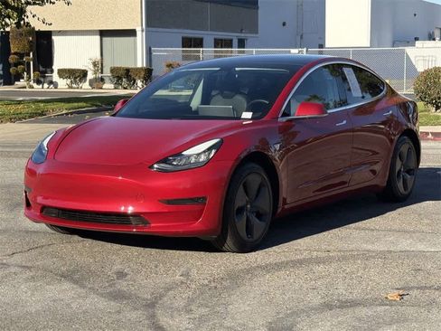 Used 2020 Tesla Model 3 Standard Range Plus image 8