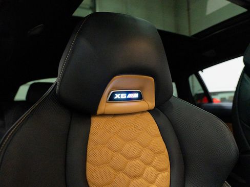 Used 2021 BMW X6 M w/ Competition Package image 32