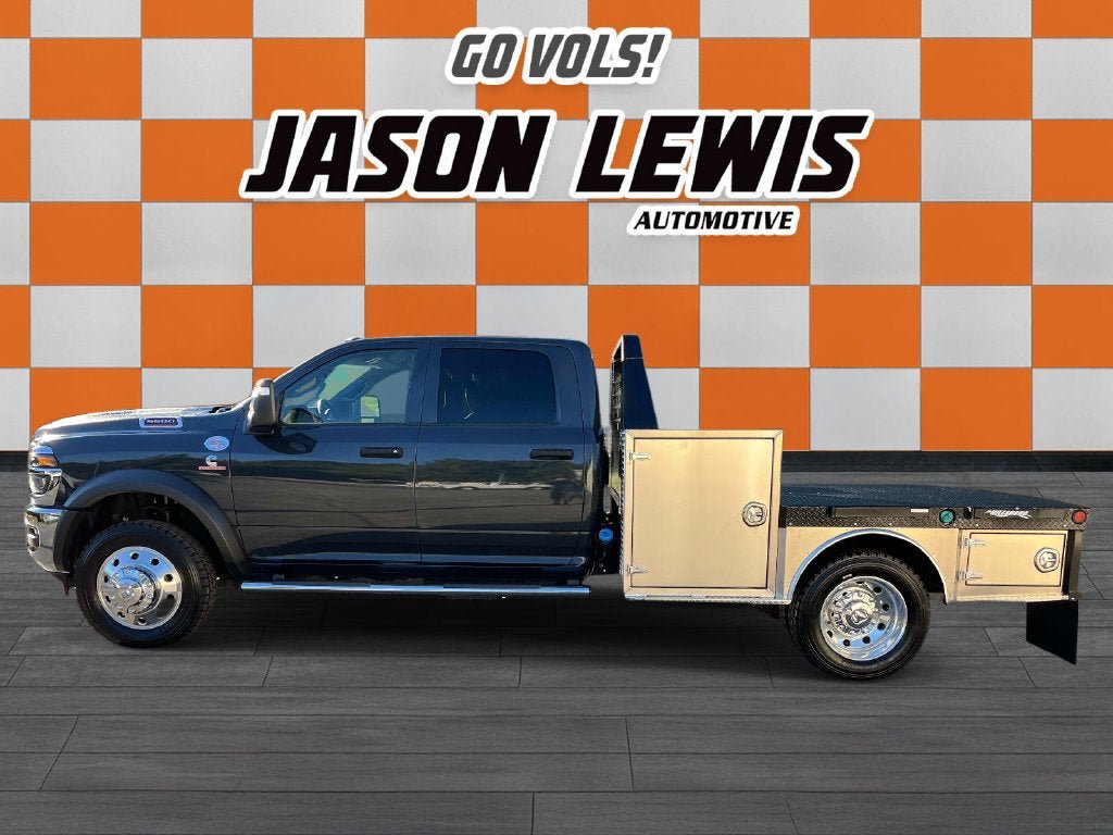Used 2026 RAM 5500 Tradesman AWD/4WD image 6
