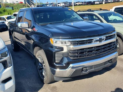 Used 2022 Chevrolet Silverado 1500 LT w/ Texas Edition Plus AWD/4WD image 2