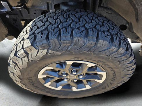 Used 2025 Jeep Wrangler Unlimited Rubicon 4xe w/ Convenience Group image 71