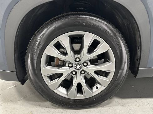 Used 2025 Toyota Grand Highlander AWD image 70