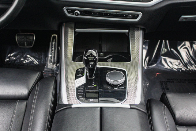 Used 2022 BMW X5 xDrive40i w/ M Sport Package AWD/4WD image 20