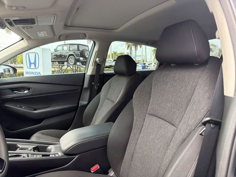 Used 2025 Honda Accord SE image 20