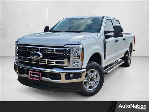 New 2026 Ford F250 XLT w/ FX4 Off-Road Package image 1