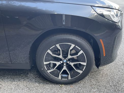 Used 2026 BMW X3 xDrive30 w/ Premium Package image 4