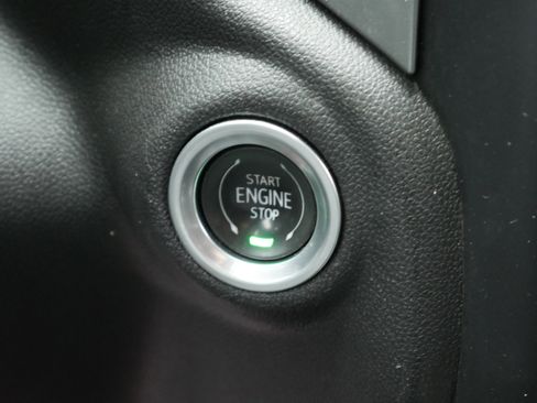 Used 2022 Chevrolet Silverado 3500 LTZ w/ LTZ Plus Package image 10