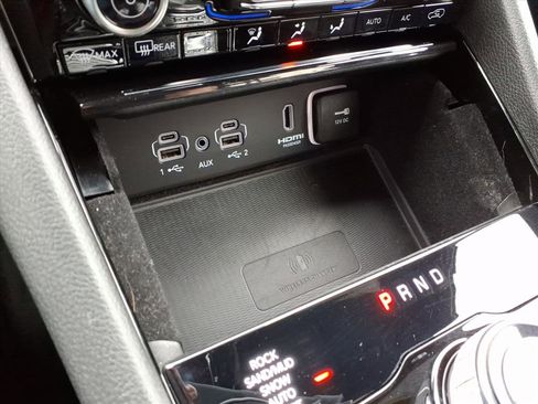 Used 2022 Jeep Grand Cherokee Overland w/ Luxury Tech Group IV image 26