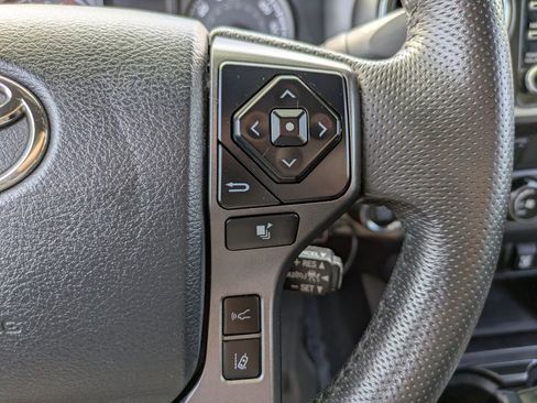 Used 2020 Toyota Tacoma TRD Sport image 23