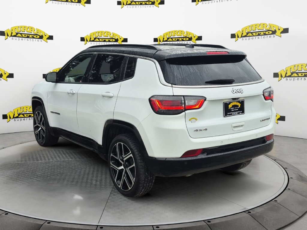 Used 2025 Jeep Compass Limited w/ Elite Group AWD/4WD image 3