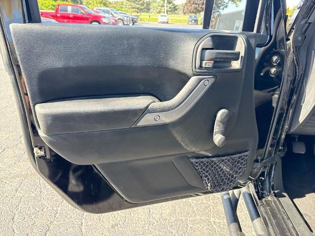 Used 2018 Jeep Wrangler Unlimited Sport AWD/4WD image 21