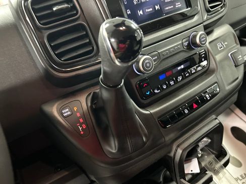 Used 2025 RAM ProMaster 2500 w/ U-Haul Equipment Group FWD image 19