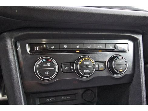 Used 2021 Volkswagen Tiguan SE R-Line FWD image 26