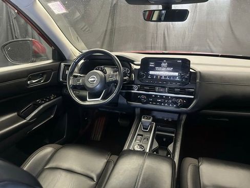 Used 2023 Nissan Pathfinder SL w/ SL Premium Package AWD/4WD image 20