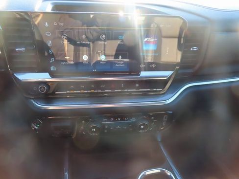 Certified 2025 Chevrolet Silverado 1500 High Country w/ Technology Package image 29