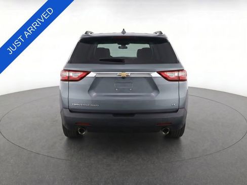 Used 2021 Chevrolet Traverse LT AWD/4WD image 3