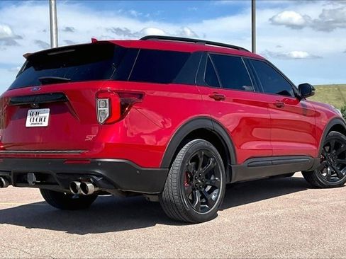 Used 2020 Ford Explorer ST w/ ST Street Pack AWD/4WD image 5