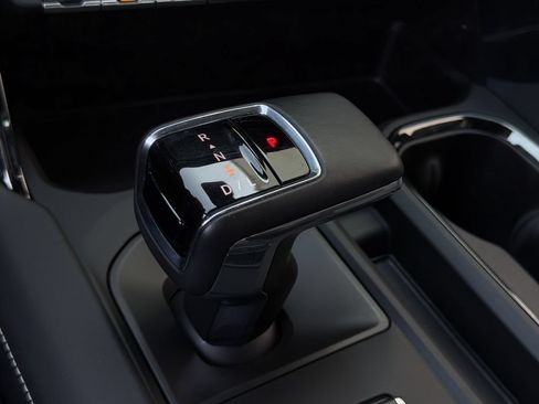 Used 2024 GMC Sierra 1500 AT4X AWD/4WD image 21