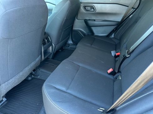 Certified 2025 Nissan Rogue S AWD/4WD image 11