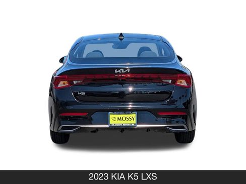 Used 2023 Kia K5 LXS image 9