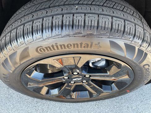 New 2026 Chevrolet Equinox LT w/ Midnight Edition AWD/4WD image 26