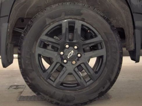 Used 2024 Chevrolet Silverado 1500 Custom AWD/4WD image 18