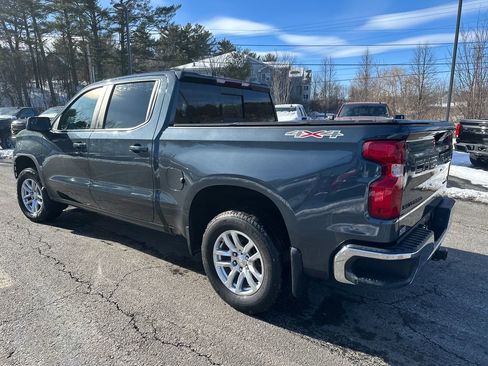 Used 2020 Chevrolet Silverado 1500 LT w/ Convenience Package image 3