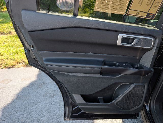 Used 2020 Ford Explorer XLT RWD image 35