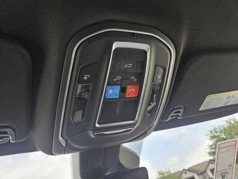 New 2026 Jeep Grand Wagoneer L Limited AWD/4WD image 23